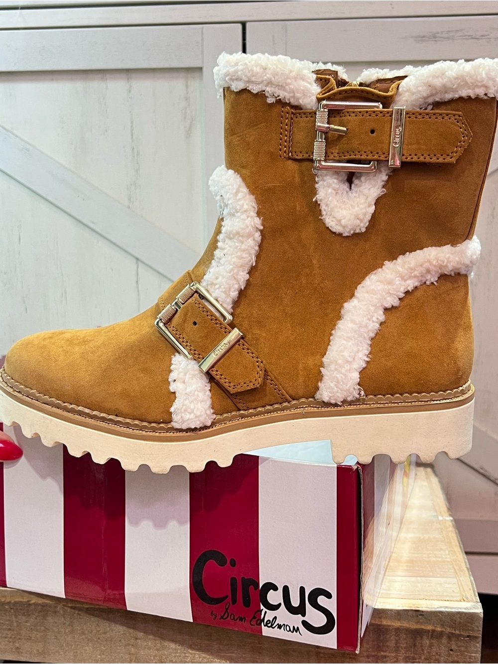 Circus by Sam Edelman brown suede boots with white fur trim size 8